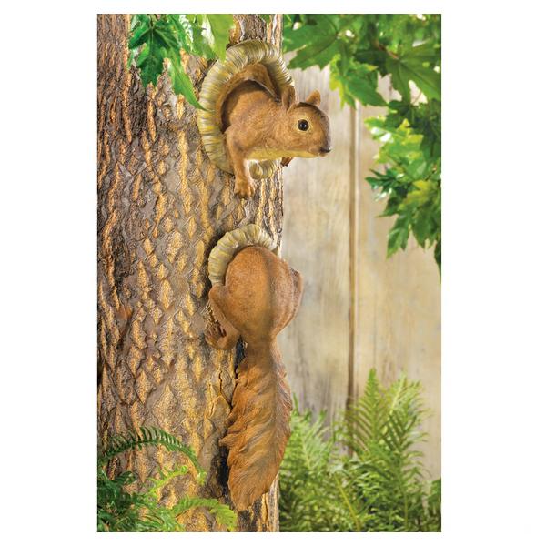 Clever Squirrel Tree Decoration - Giftscircle