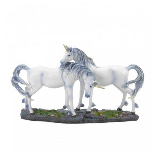 Unicorns in Love Figurine - Giftscircle